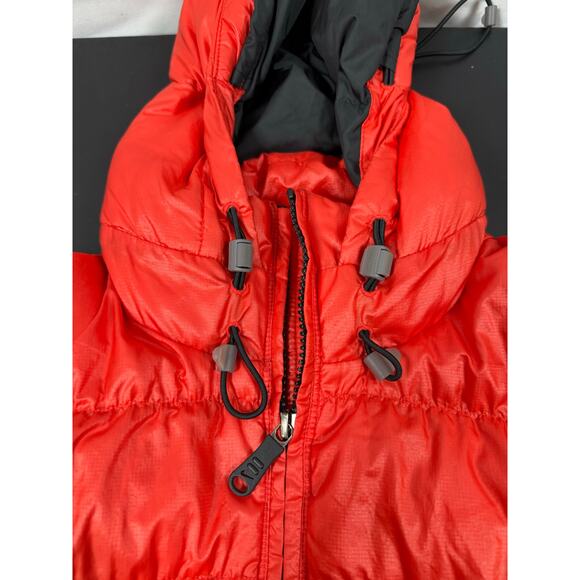 Nike Red Puffer Jacket Beaverton Oregon Label Men’s Medium Hooded Winter Coat - Picture 5 of 7